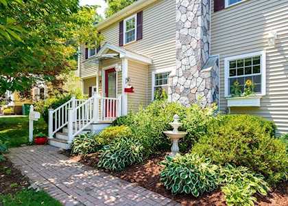 42 Hickory Rd Norwood, MA 02062