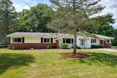 54 Bradford Rd Framingham, MA 01701