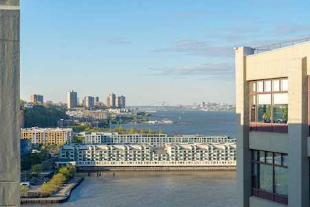 1500 Hudson St #12U Hoboken, NJ 07030
