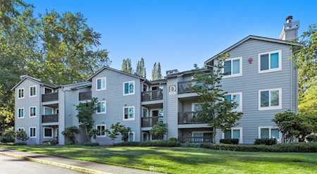 6700 NE 182nd St #D107 Kenmore, WA 98028