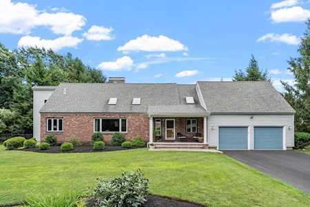 39 Kirkland Drive Stow, MA 01775