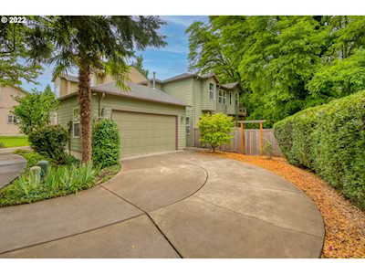 6814 SE 136th Ave Portland, OR 97236