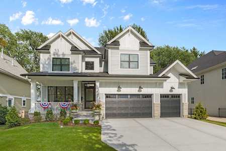 646 Wehrli Dr Naperville, IL 60540