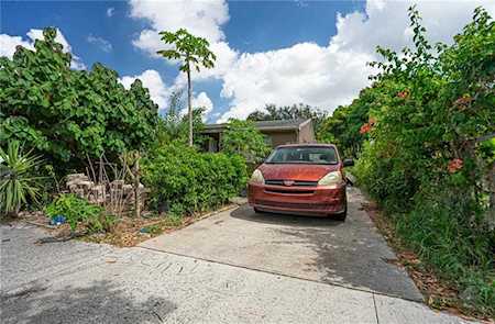 709 54th St West Palm Beach, FL 33407