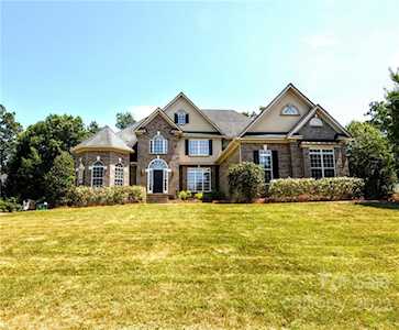 546 Ballymote Ct Matthews, NC 28104