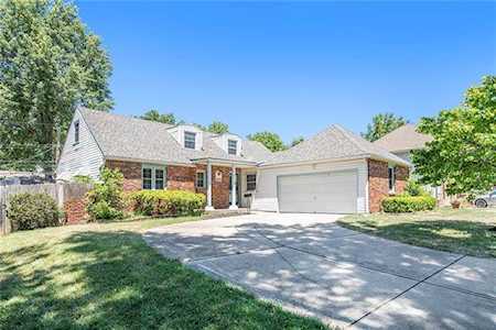 5624 W 97th Terrace Overland Park, KS 66207