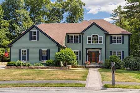 26 Londonderry Ln Georgetown, MA 01833