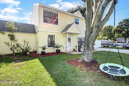777 8th St Jacksonville Beach, FL 32250