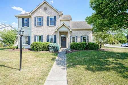 78 Carriage Lake Dr Brownsburg, IN 46112