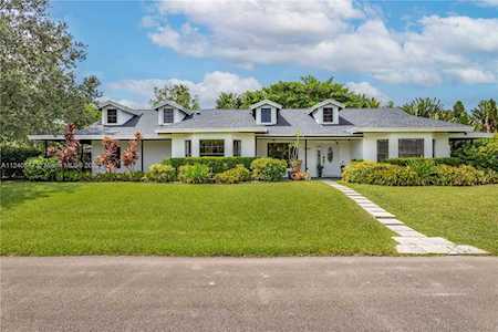 15200 SW 24th Pl Davie, FL 33326