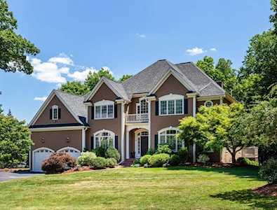 16 Hearthstone Road Hopkinton, MA 01748