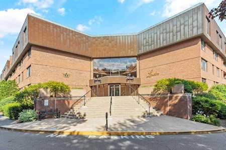 404 Paradise Rd #3G Swampscott, MA 01907