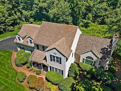5 Hunt Drive Rehoboth, MA 02769