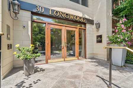 30 Longwood Ave #203 Brookline, MA 02446