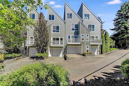 6816 NE 153rd Place #B Kenmore, WA 98028