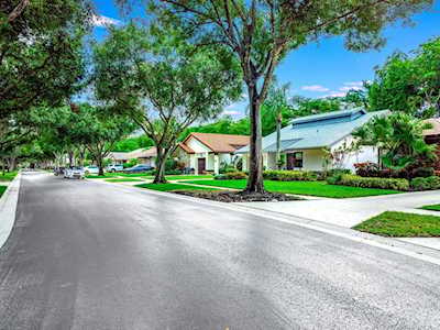 4800 Boxwood Circle Boynton Beach, FL 33436
