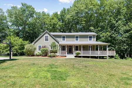 123 Miller St Franklin, MA 02038