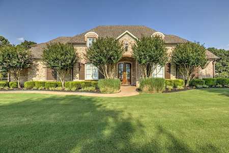 300 Park View Dr Piperton, TN 38017
