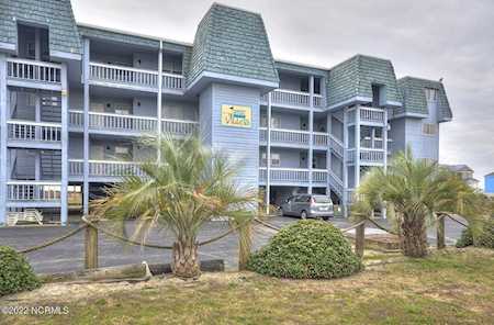 2714 W Beach Drive Oak Island, NC 28465