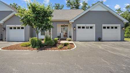 93 Terry Ln #93 Plainville, MA 02762
