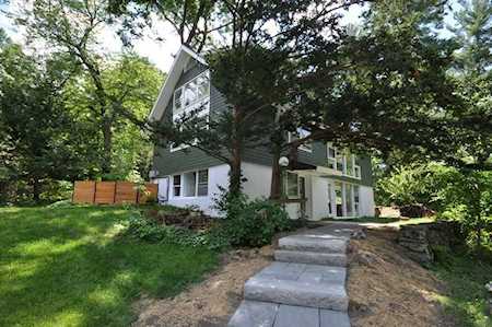 66 The Valley Rd Concord, MA 01742