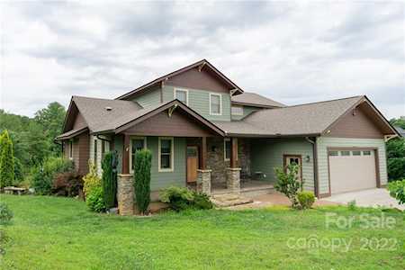 10 Clover Mountain Ln Weaverville, NC 28787
