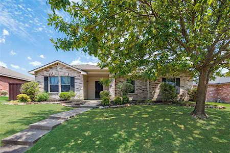 1613 Hickory Creek Lane Rockwall, TX 75032