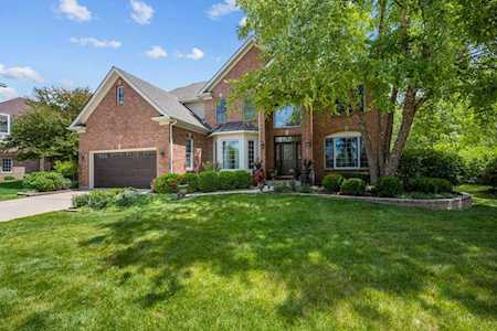 651 W Thornwood Dr South Elgin, IL 60177