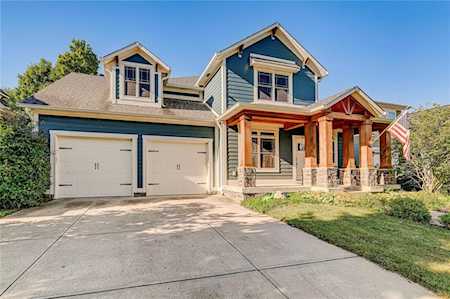 7651 Carriage House Way Zionsville, IN 46077