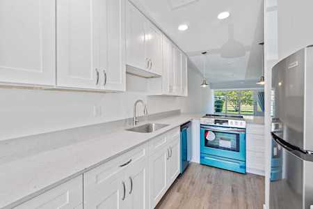 1040 Citrus Way #104 Delray Beach, FL 33445