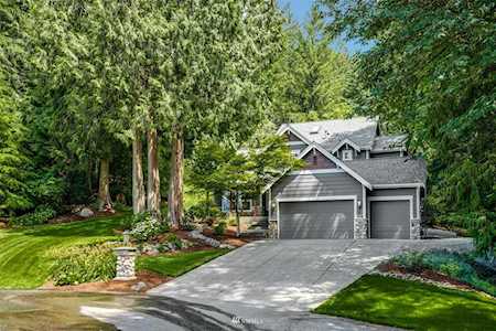 6002 284th Way NE Carnation, WA 98014
