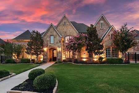704 Castle Rock Drive Southlake, TX 76092
