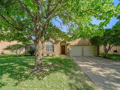 1808 Altacrest Drive Grapevine, TX 76051