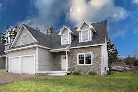 22 Kibrel Ct #7 Sandown, NH 03873