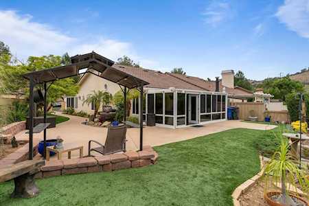 4340 Los Padres Dr Fallbrook, CA 92028