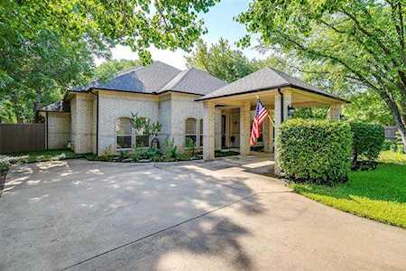 2625 Abercorn Drive Grapevine, TX 76051