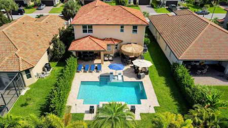 4998 Manchia Drive Lake Worth Beach, FL 33463