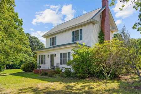 5546 Old Thomasville Road Archdale, NC 27263