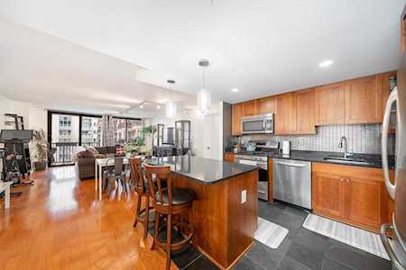 700 Grove St #7A Jersey City, NJ 07310