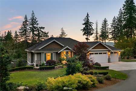 10303 302nd Way NE Carnation, WA 98014