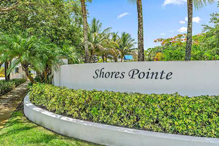 225 Shores Pointe Drive Jupiter, FL 33458