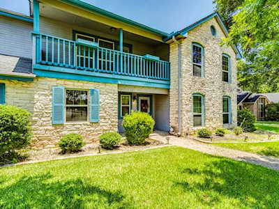 409 Treetop WAY Buda, TX 78610