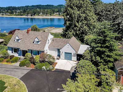 3424 Rocky Point Rd NW Bremerton, WA 98312