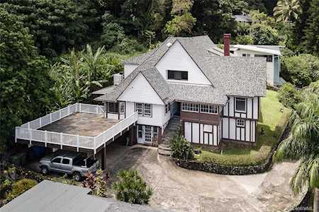 3236 Huelani Drive Honolulu, HI 96822