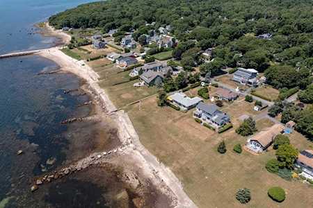 14-16 Ocean View Ave Mattapoisett, MA 02739