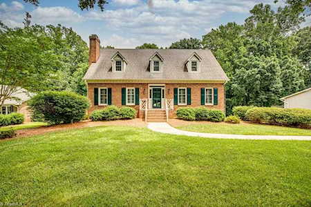 787 Reaford Road Winston Salem, NC 27104