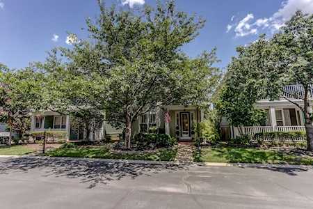 1374 Island Shore Dr Memphis, TN 38103