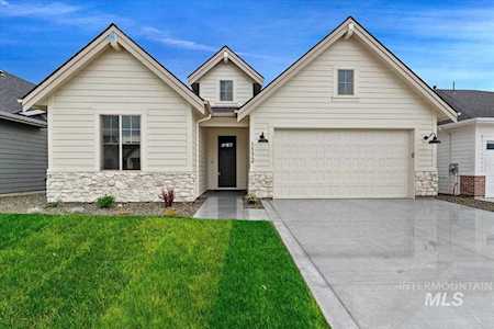 1172 W Capstone Dr Nampa, ID 83686