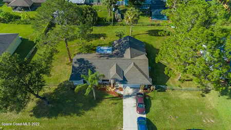1840 NW Hays Street Palm Bay, FL 32907