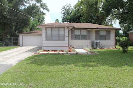 740 Valley Forge Rd Jacksonville, FL 32208
